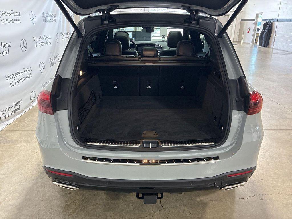 new 2026 Mercedes-Benz GLE 580 car, priced at $107,345