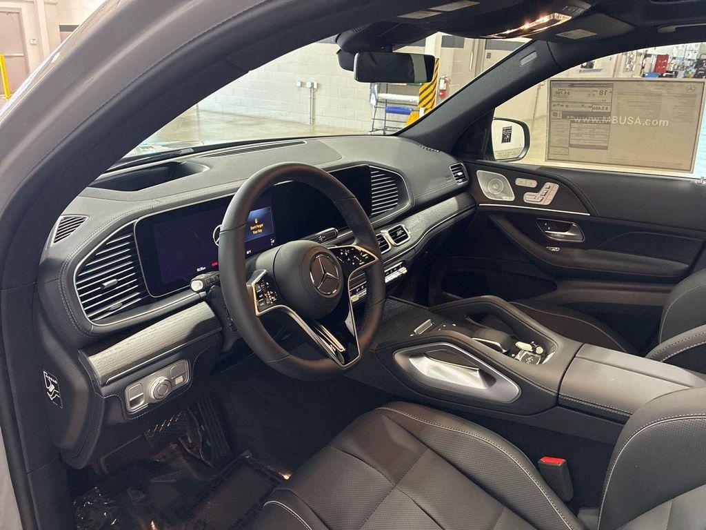 new 2026 Mercedes-Benz GLE 580 car, priced at $107,345