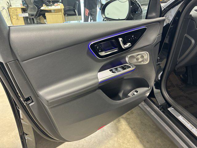 new 2025 Mercedes-Benz GLC 300 car, priced at $57,205