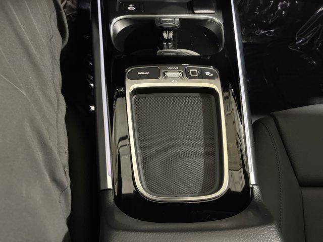 new 2025 Mercedes-Benz GLA 250 car, priced at $51,355