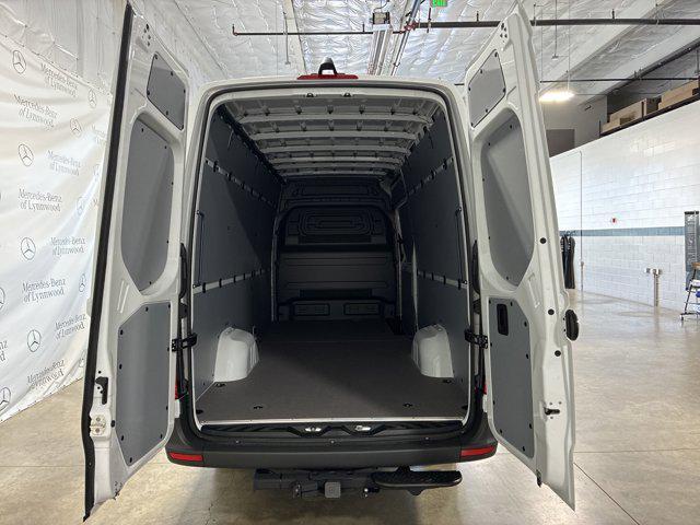 new 2025 Mercedes-Benz Sprinter 2500 car, priced at $66,384