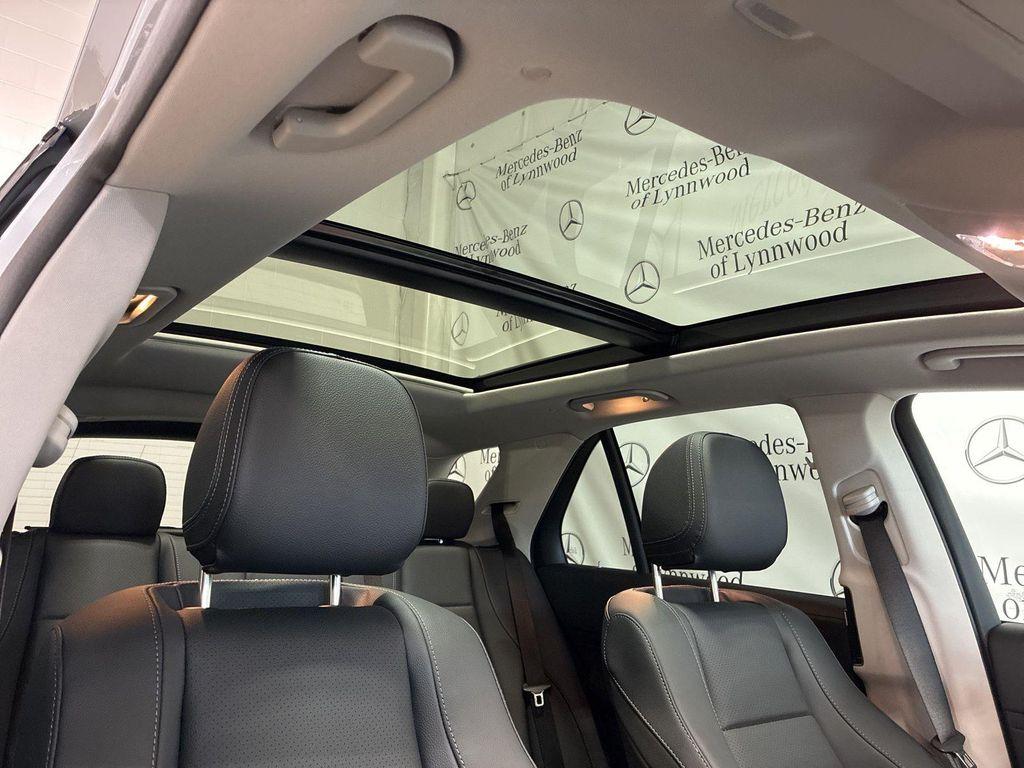 new 2026 Mercedes-Benz GLE 450 car, priced at $83,375