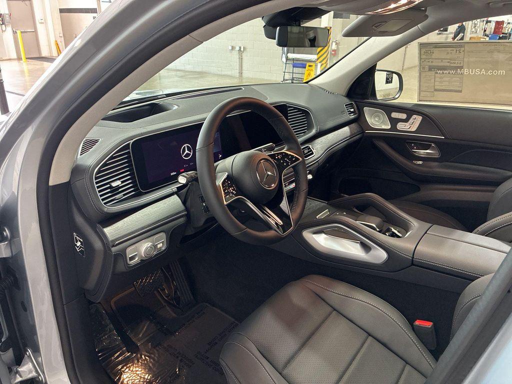 new 2026 Mercedes-Benz GLE 450 car, priced at $83,375