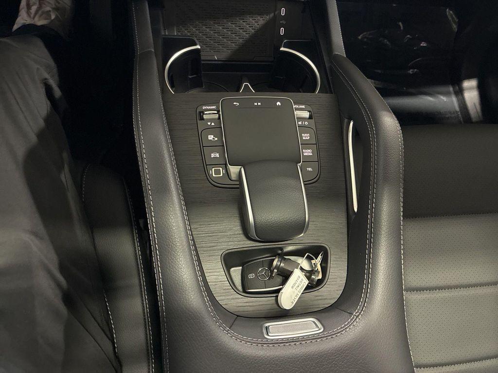 new 2026 Mercedes-Benz GLE 450 car, priced at $83,375