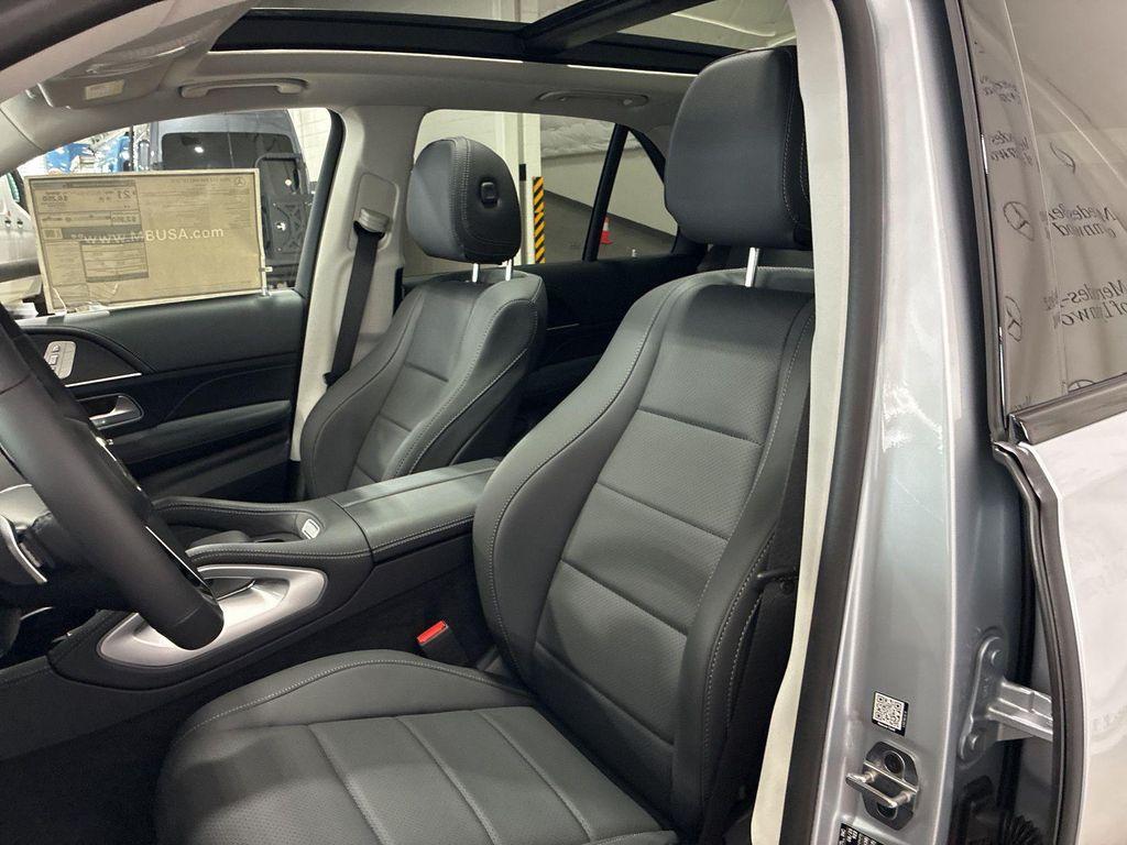 new 2026 Mercedes-Benz GLE 450 car, priced at $80,825