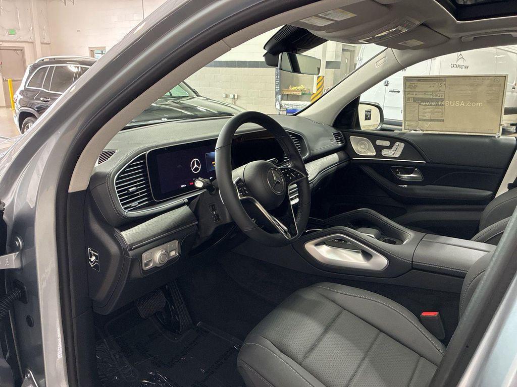new 2026 Mercedes-Benz GLE 450 car, priced at $80,825