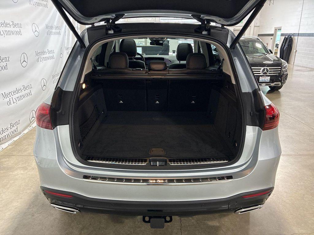 new 2026 Mercedes-Benz GLE 450 car, priced at $80,825