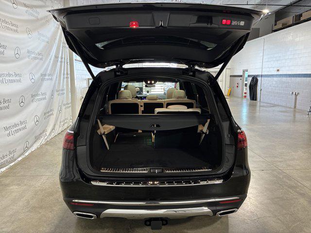 new 2025 Mercedes-Benz GLS 450 car, priced at $92,390