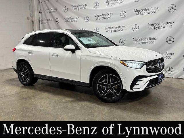 new 2025 Mercedes-Benz GLC 300 car, priced at $59,835