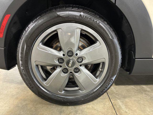 used 2022 MINI Hardtop car, priced at $23,495