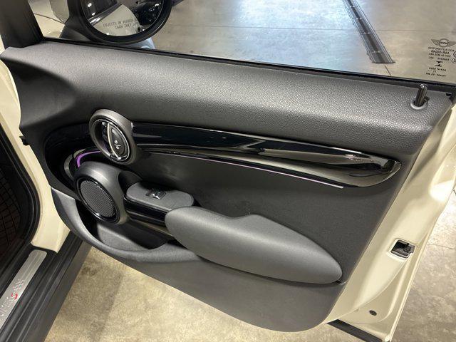 used 2022 MINI Hardtop car, priced at $23,495