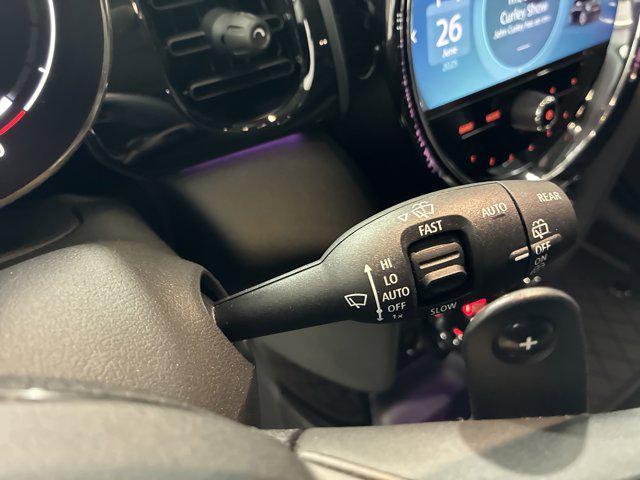 used 2022 MINI Hardtop car, priced at $23,495