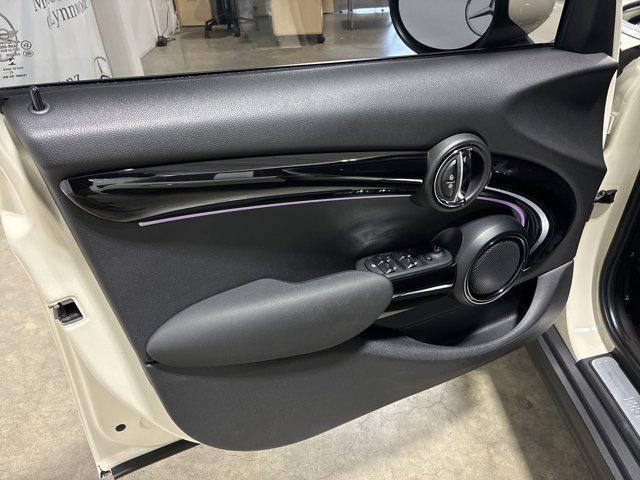 used 2022 MINI Hardtop car, priced at $23,495