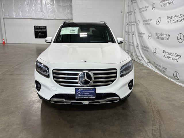 new 2025 Mercedes-Benz GLB 250 car, priced at $53,320