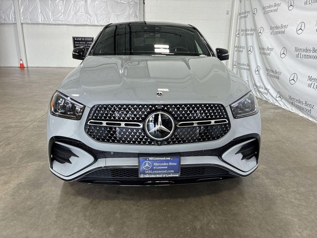 new 2025 Mercedes-Benz GLE 450 car, priced at $87,370