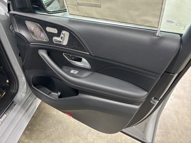 new 2025 Mercedes-Benz GLE 450 car, priced at $87,370