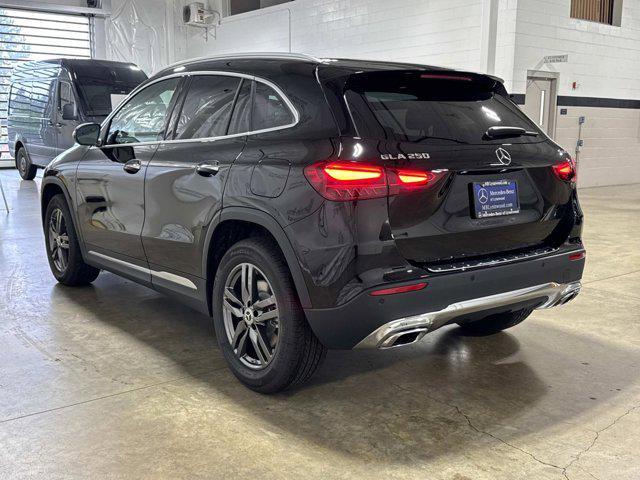 new 2025 Mercedes-Benz GLA 250 car, priced at $49,075