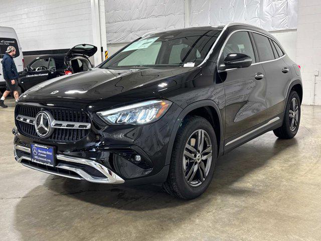 new 2025 Mercedes-Benz GLA 250 car, priced at $49,075