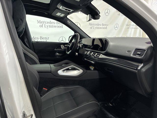 new 2025 Mercedes-Benz GLS 580 car, priced at $126,630