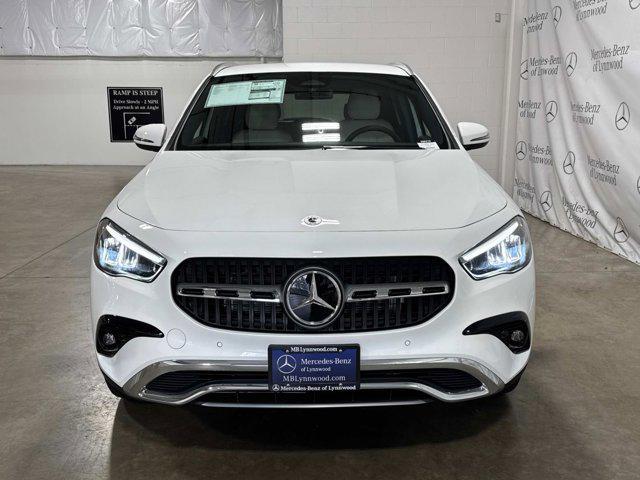 new 2025 Mercedes-Benz GLA 250 car, priced at $47,295