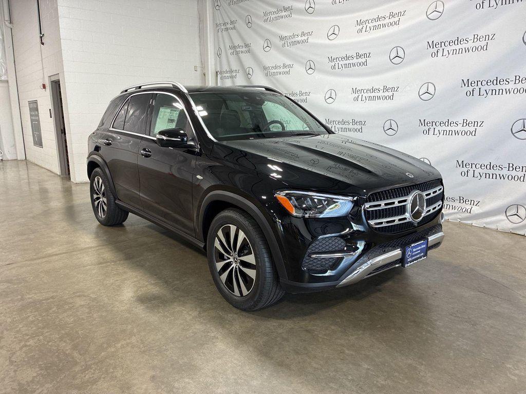 new 2025 Mercedes-Benz GLE 450e car, priced at $77,340