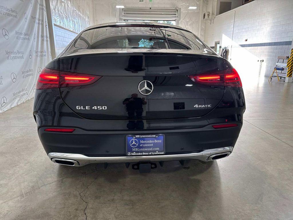 new 2025 Mercedes-Benz GLE 450 car, priced at $81,075