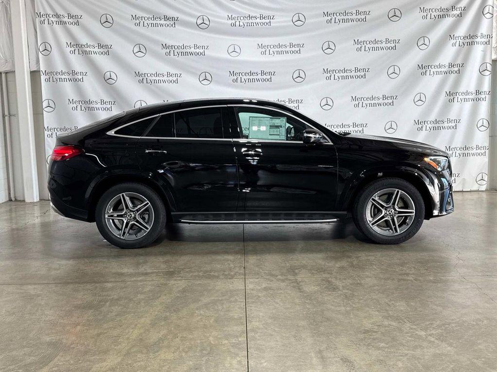 new 2025 Mercedes-Benz GLE 450 car, priced at $81,075