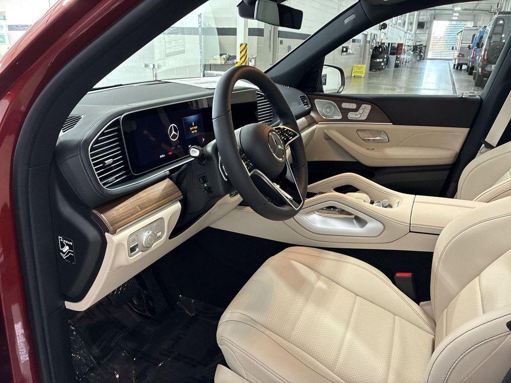 new 2025 Mercedes-Benz GLE 350 car, priced at $75,175