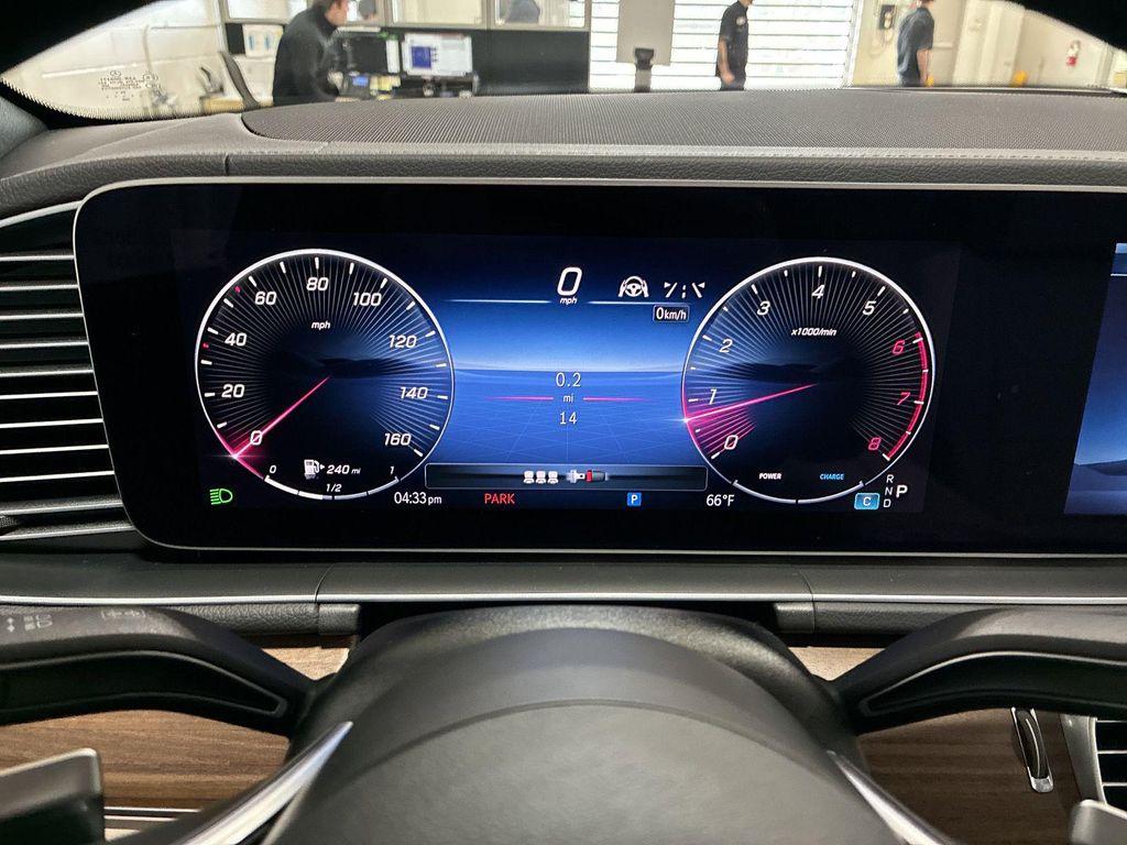 new 2025 Mercedes-Benz GLE 350 car, priced at $75,175
