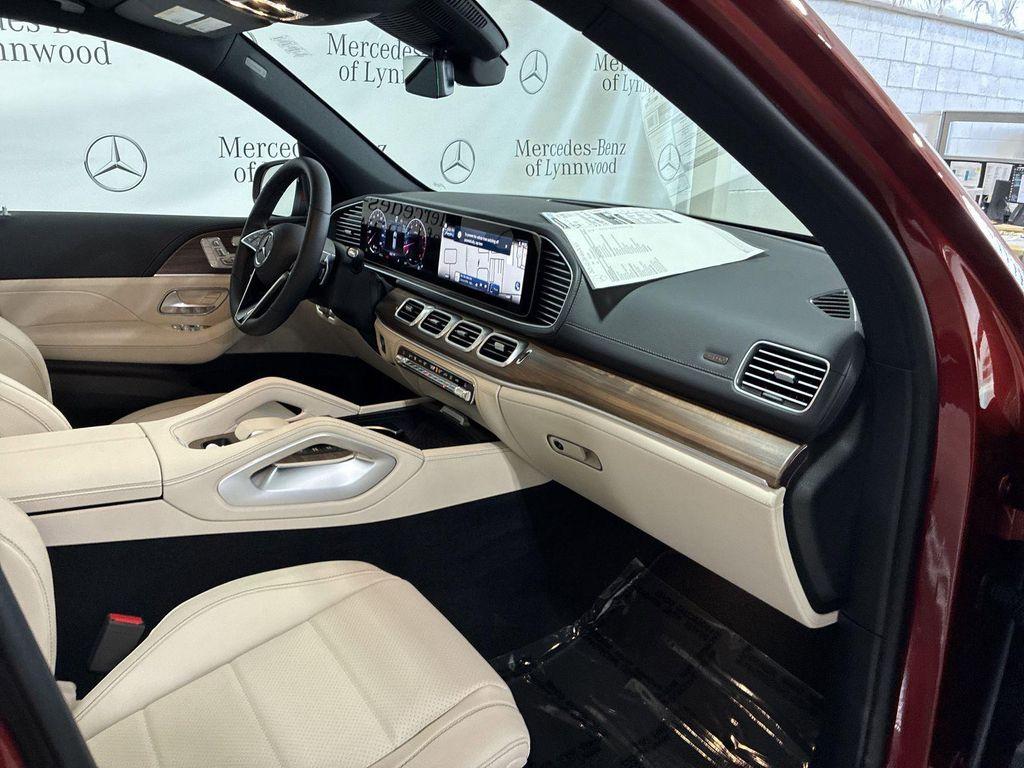 new 2025 Mercedes-Benz GLE 350 car, priced at $75,175