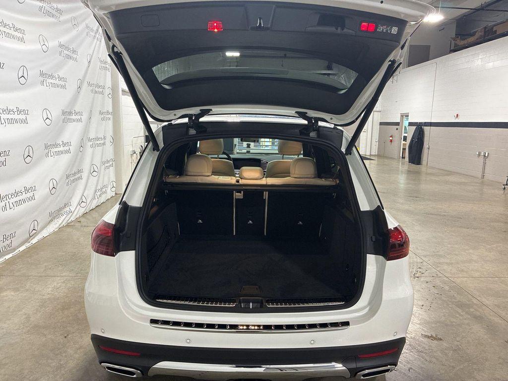 new 2026 Mercedes-Benz GLE 350 car, priced at $69,215