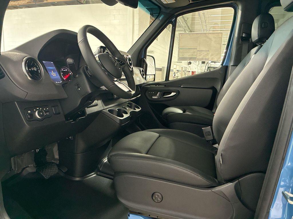 new 2026 Mercedes-Benz Sprinter 2500 car, priced at $88,468