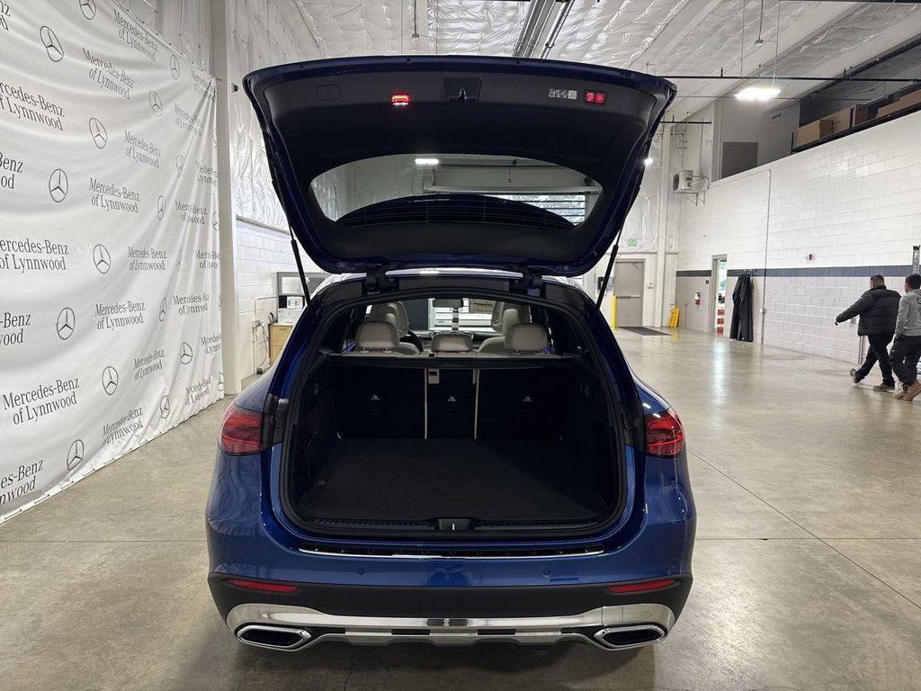 new 2025 Mercedes-Benz GLC 300 car, priced at $57,920