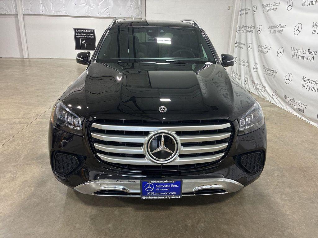 new 2025 Mercedes-Benz GLS 450 car, priced at $91,945
