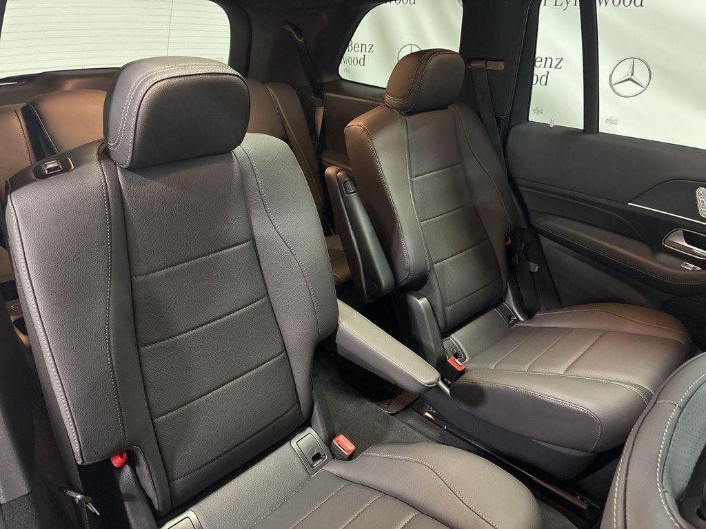 new 2025 Mercedes-Benz GLS 450 car, priced at $91,945