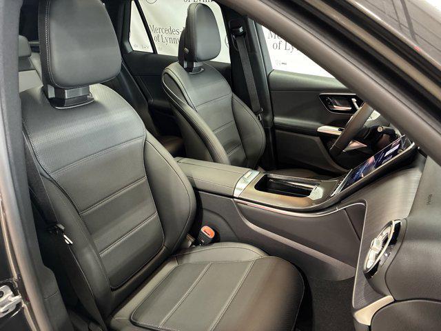 new 2025 Mercedes-Benz GLC 300 car, priced at $57,955