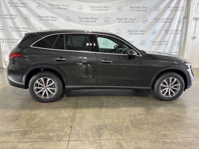 new 2025 Mercedes-Benz GLC 300 car, priced at $57,955