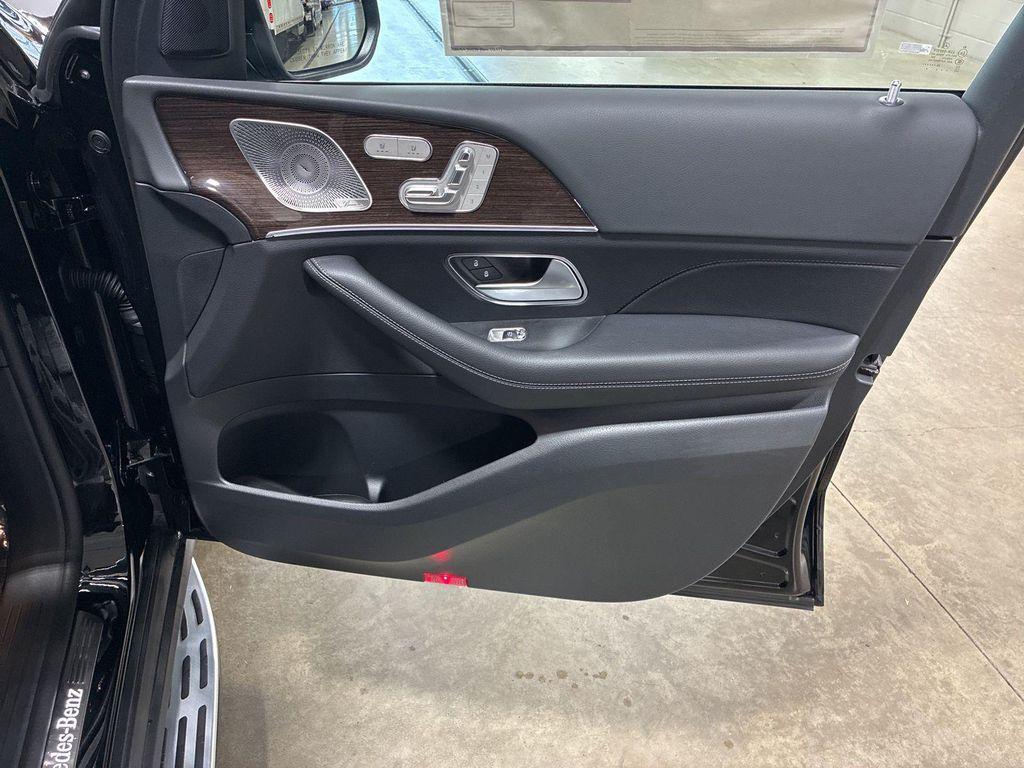 new 2026 Mercedes-Benz GLS 450 car, priced at $96,870