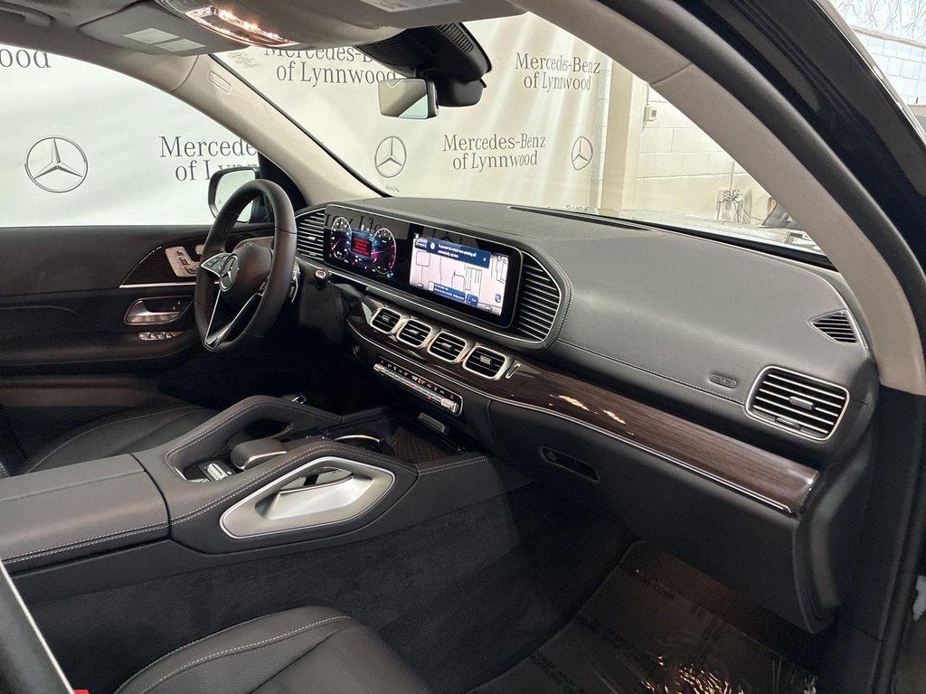 new 2026 Mercedes-Benz GLS 450 car, priced at $96,870