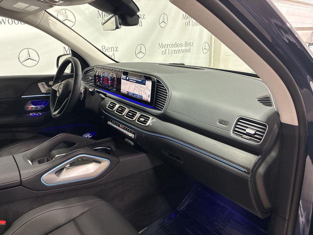 new 2026 Mercedes-Benz GLE 450 car, priced at $82,275