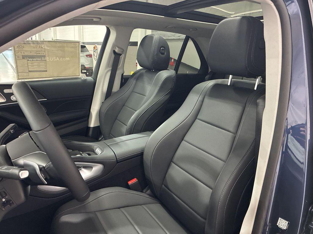 new 2026 Mercedes-Benz GLE 450 car, priced at $82,275