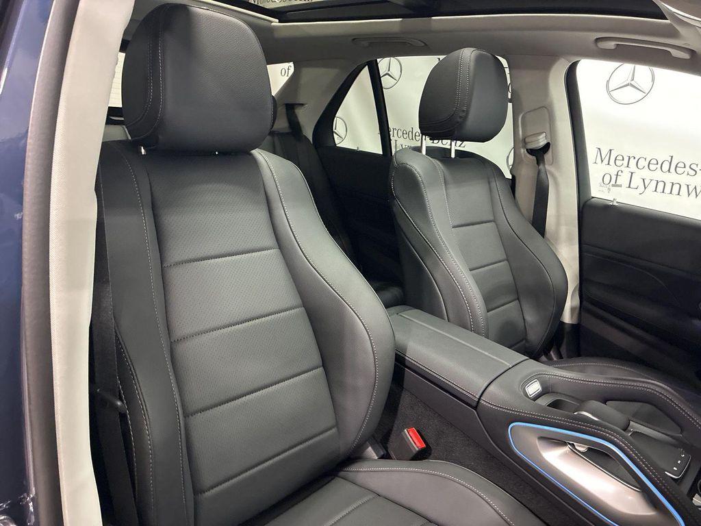 new 2026 Mercedes-Benz GLE 450 car, priced at $82,275