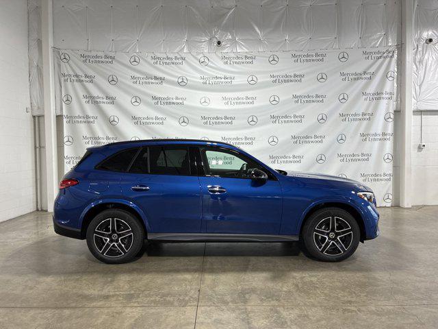 new 2025 Mercedes-Benz GLC 300 car, priced at $62,695