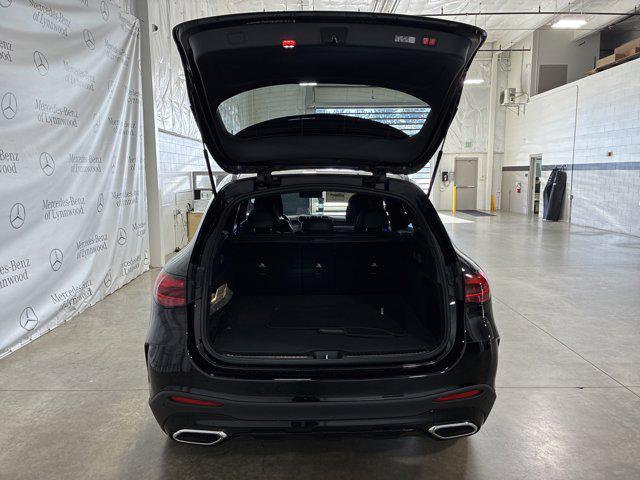 new 2025 Mercedes-Benz GLC 300 car, priced at $61,240