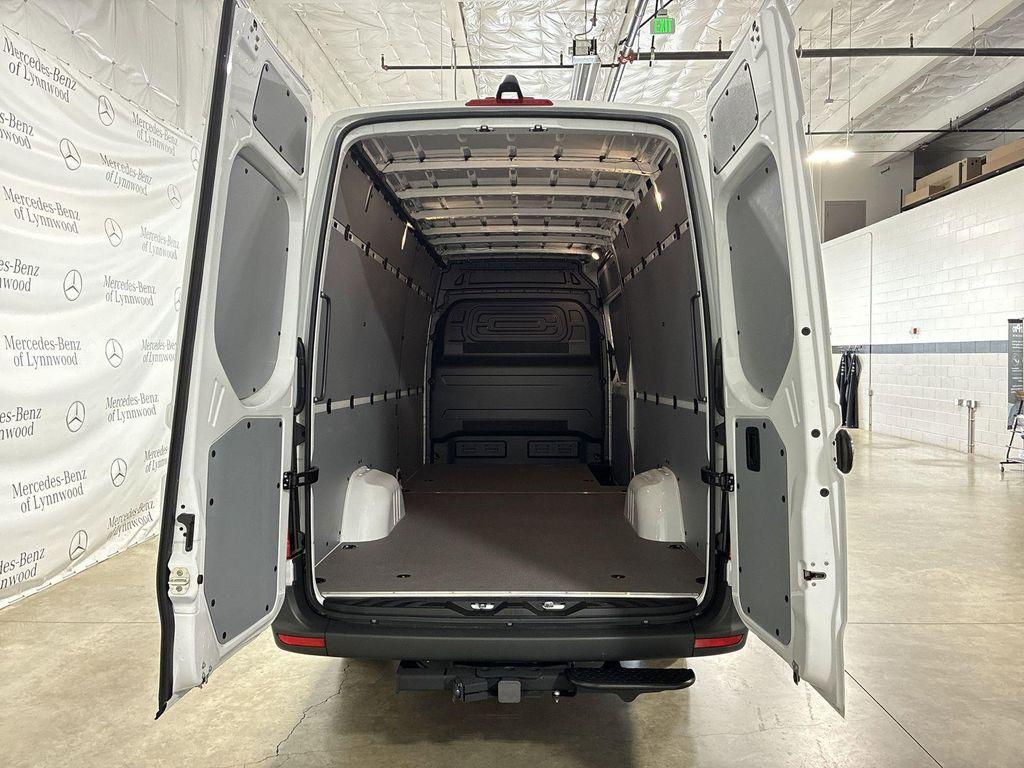 new 2025 Mercedes-Benz Sprinter 2500 car, priced at $66,384