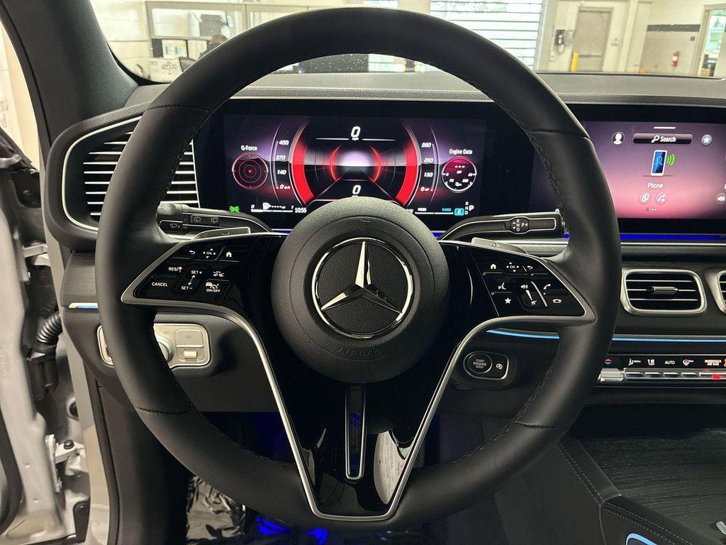 new 2025 Mercedes-Benz GLE 450 car, priced at $87,560