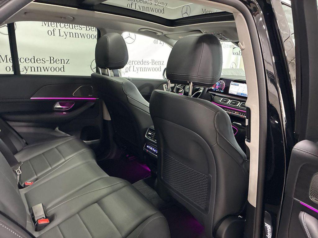 new 2026 Mercedes-Benz GLE 450 car, priced at $81,875