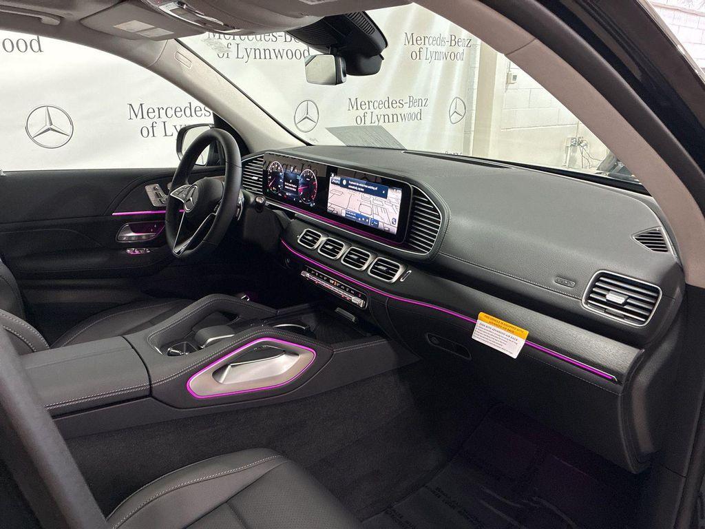 new 2026 Mercedes-Benz GLE 450 car, priced at $81,875