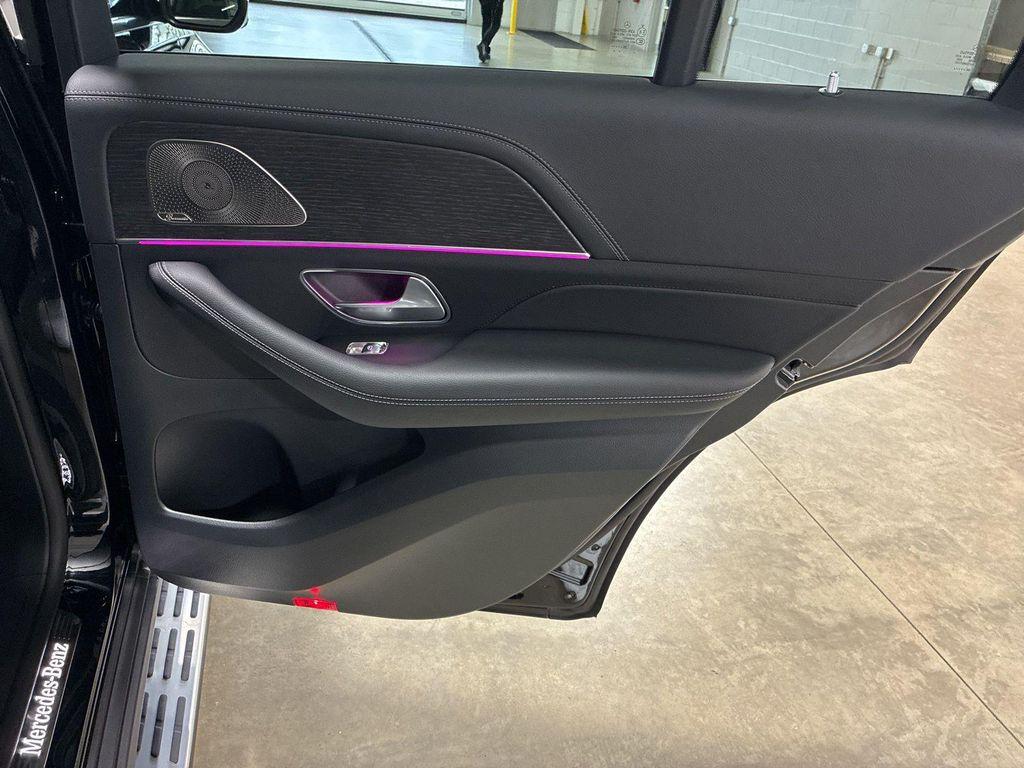 new 2026 Mercedes-Benz GLE 450 car, priced at $81,875