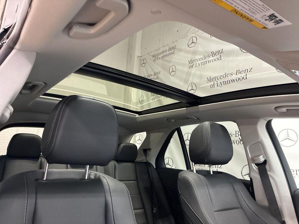 new 2026 Mercedes-Benz GLE 450 car, priced at $81,875